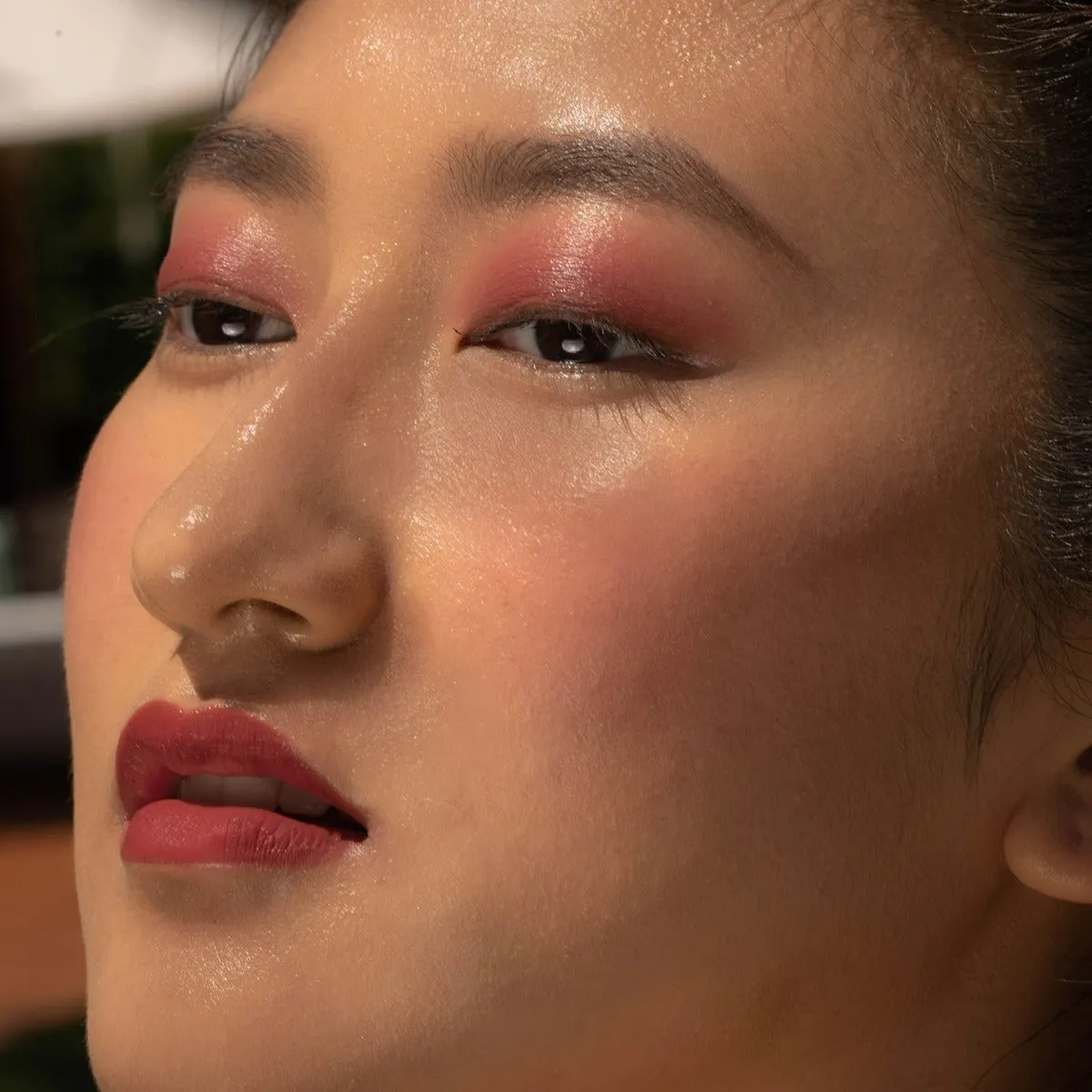 HOT FLUFF - 02 Gingerbread JASON WU BEAUTY