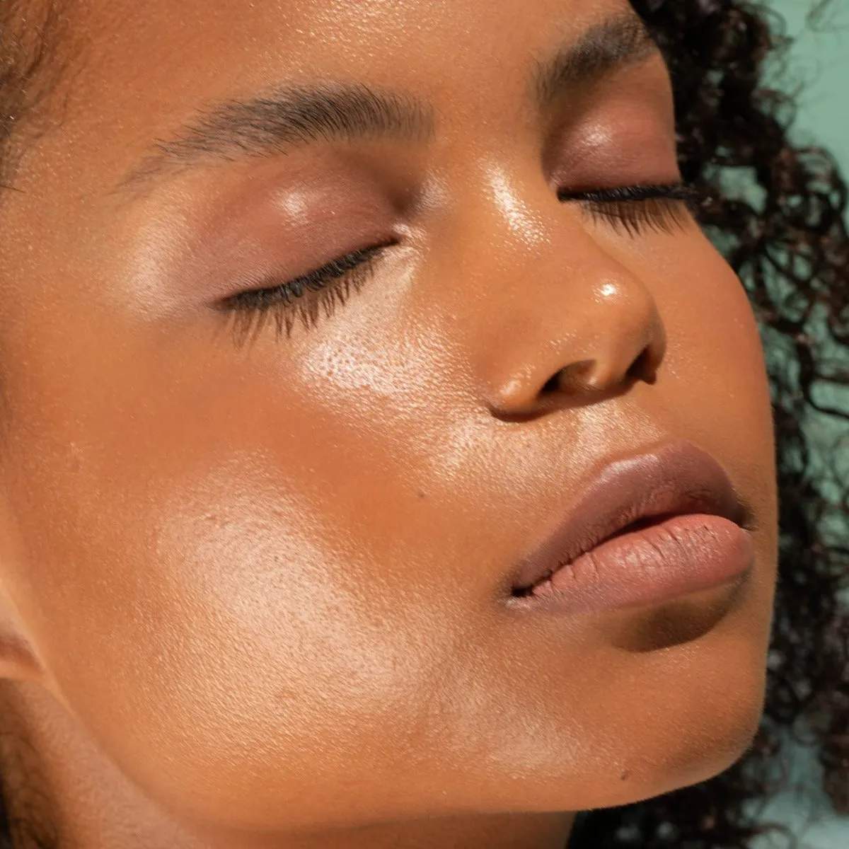 HOT FLUFF - 06 Biscotti JASON WU BEAUTY