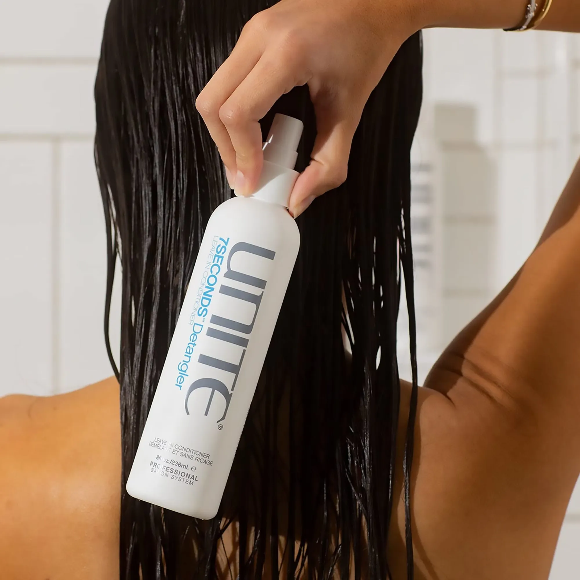 UNITE 7 Seconds Leave in Detangler